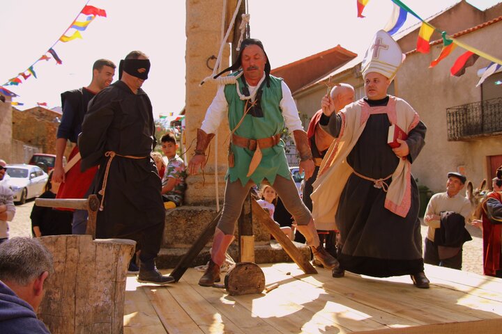 58373343_328351834544635_1155060583003848704_o